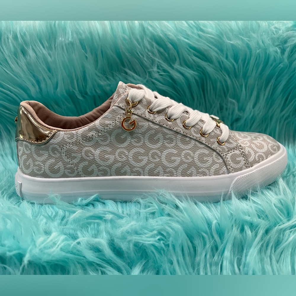 GBG Los Angeles Women's Ggolani-R Tan White Gold Sneakers Lace Up Shoes